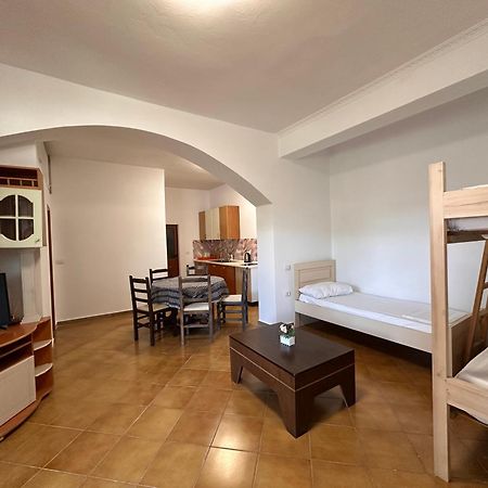 Blue Apartments Vlore Bagian luar foto
