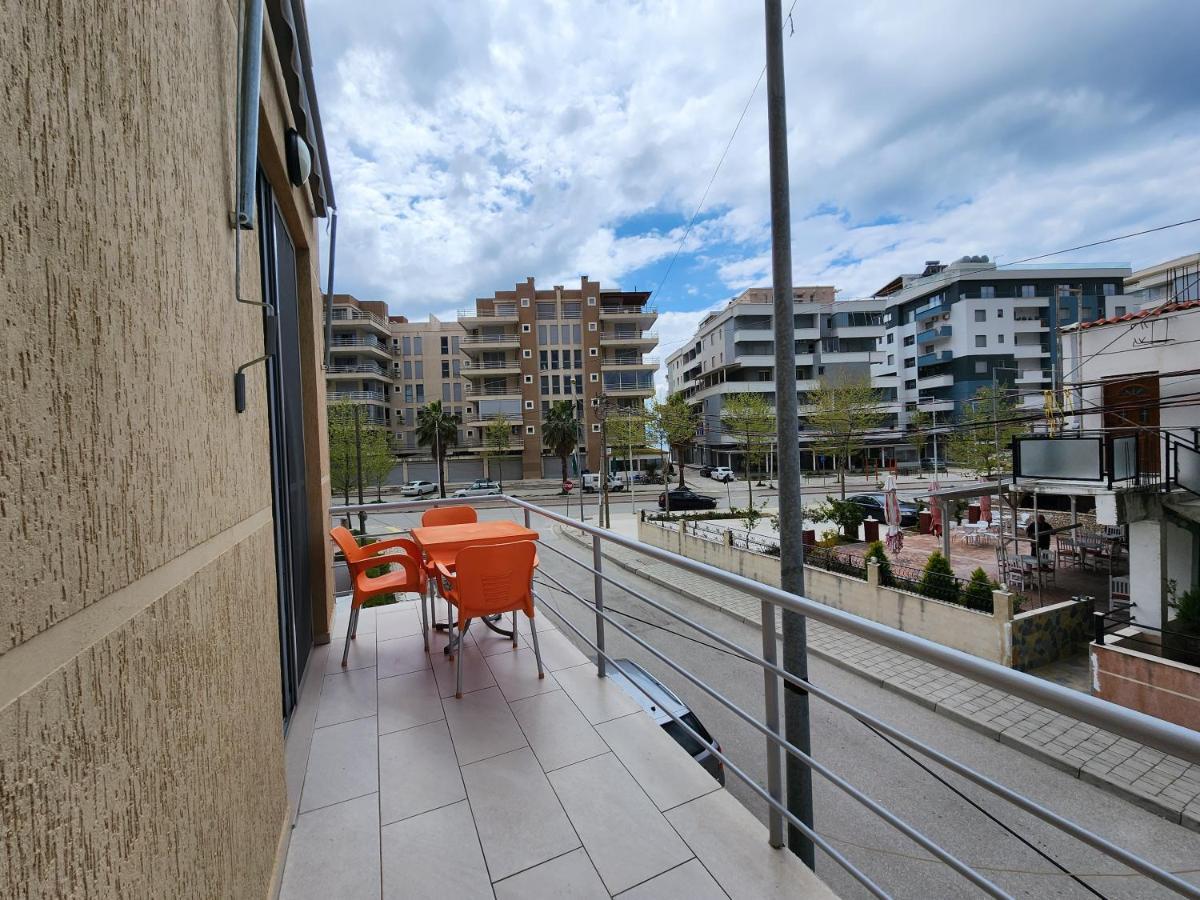 Blue Apartments Vlore Bagian luar foto