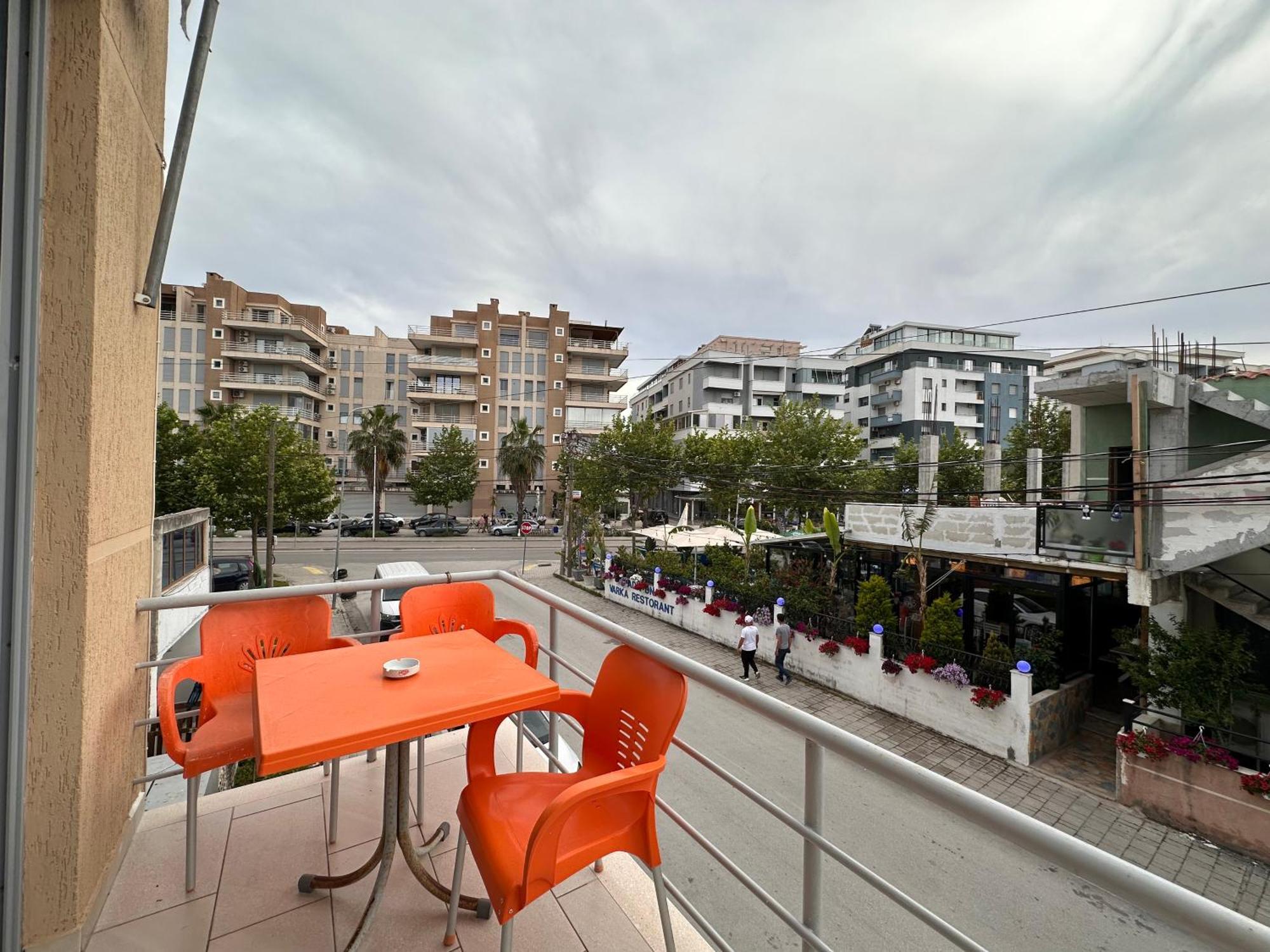 Blue Apartments Vlore Bagian luar foto